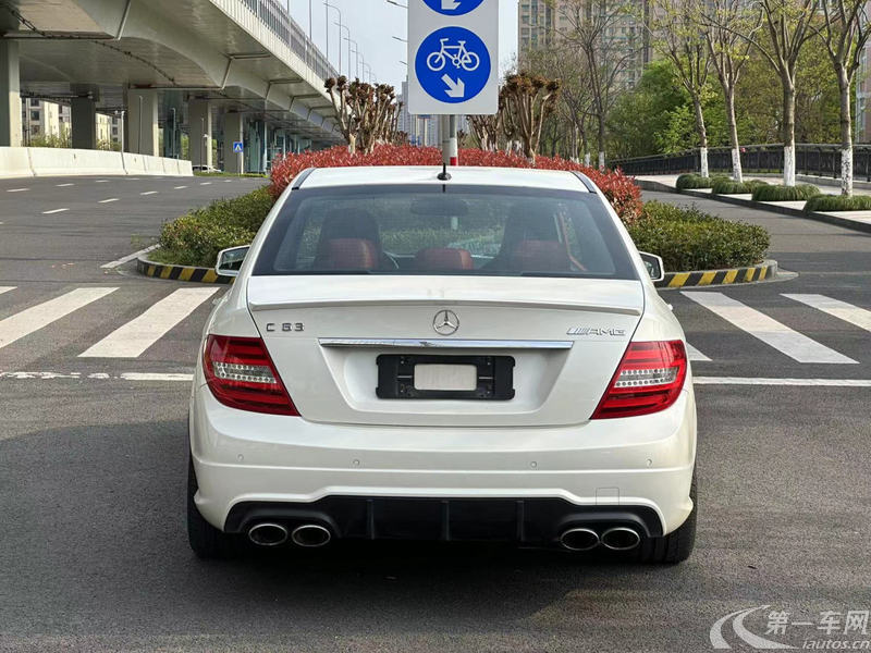 奔驰C63 [进口] 2012款 6.2L 自动 四门轿车高性能版 