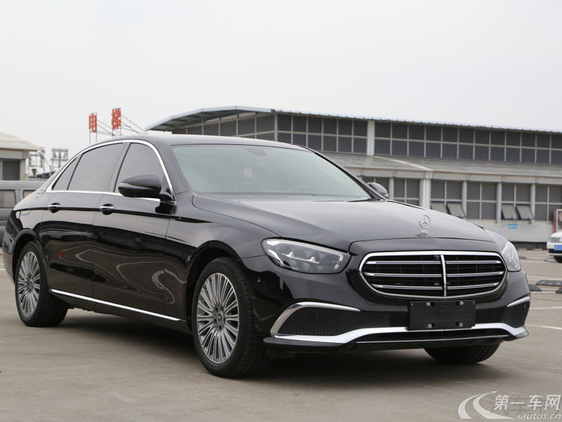 【萍乡二手奔驰E级】奔驰E级 E300L 2021款 2.0T 自动 汽油 运动时尚型