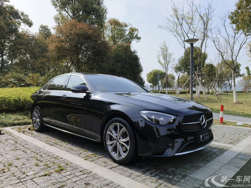 【上海二手奔驰E级】奔驰E级 300L 2022款 2.0T 自动 汽油 豪华型