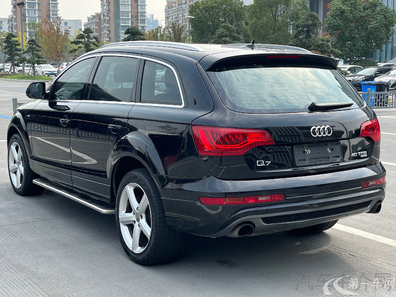 奥迪Q7 40 [进口] 2014款 3.0T 自动 运动型 