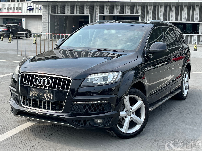 奥迪Q7 40 [进口] 2014款 3.0T 自动 运动型 