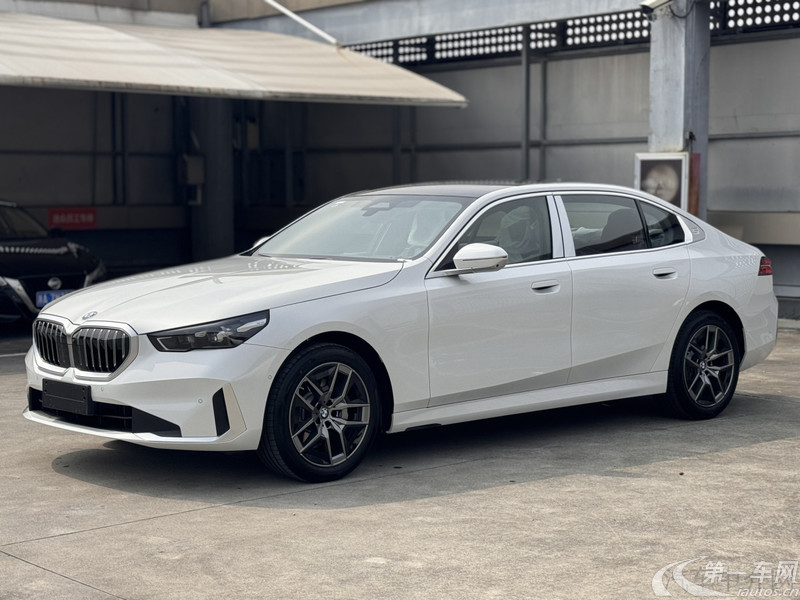 【杭州二手宝马5系】宝马5系 530Li 2024款 2.0T 自动 汽油 领先型豪华套装