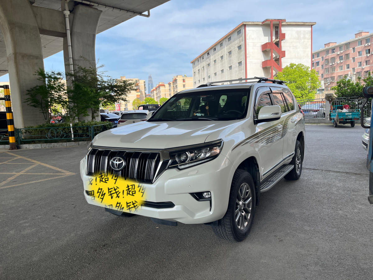 丰田普拉多 2018款 3.5L 自动 四驱 VX二手车 二手NAVI后挂备胎 价格0万 