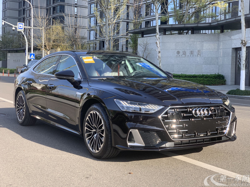 奥迪A7L 45TFSI 2024款 2.0T 自动 豪华型 (国Ⅵ) 