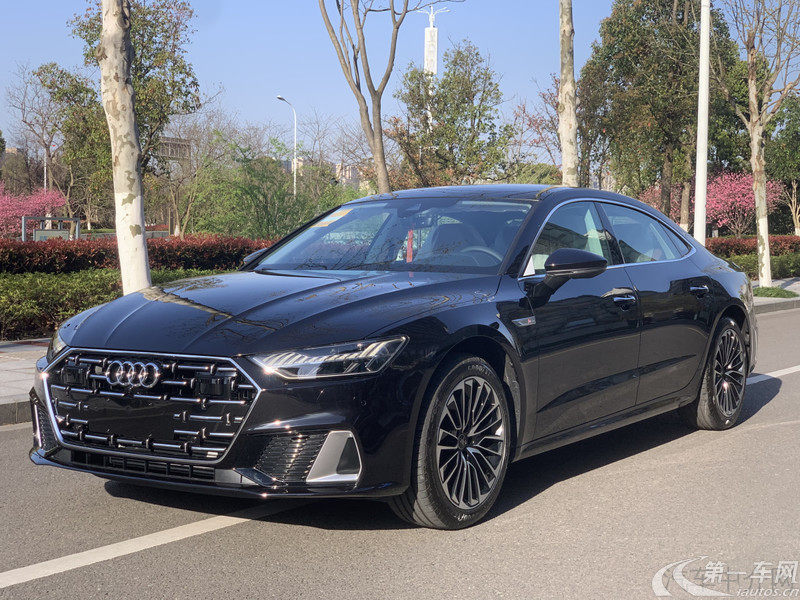 奥迪A7L 45TFSI 2024款 2.0T 自动 豪华型 (国Ⅵ) 