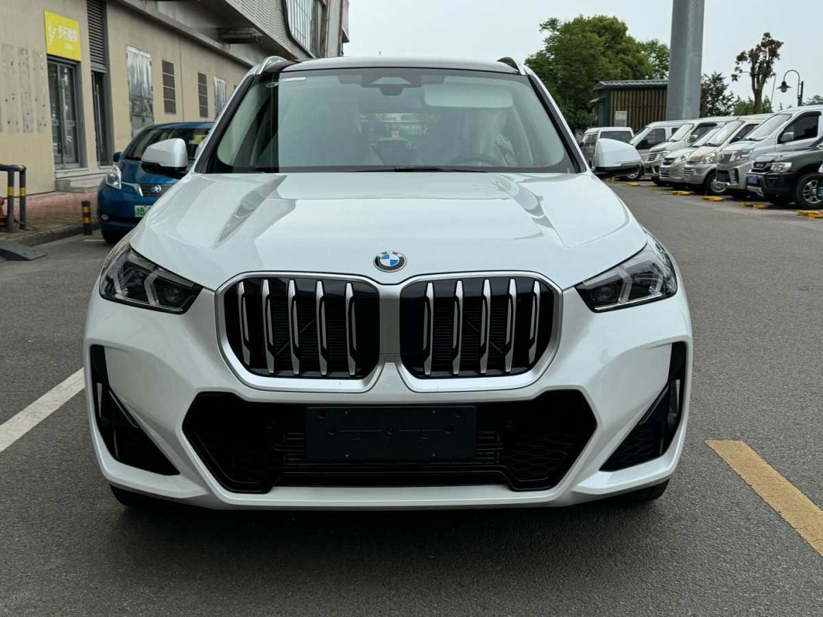 宝马X1 xDrive25Li 2023款 2.0T 自动 四驱 汽油 M运动套装 价格0万