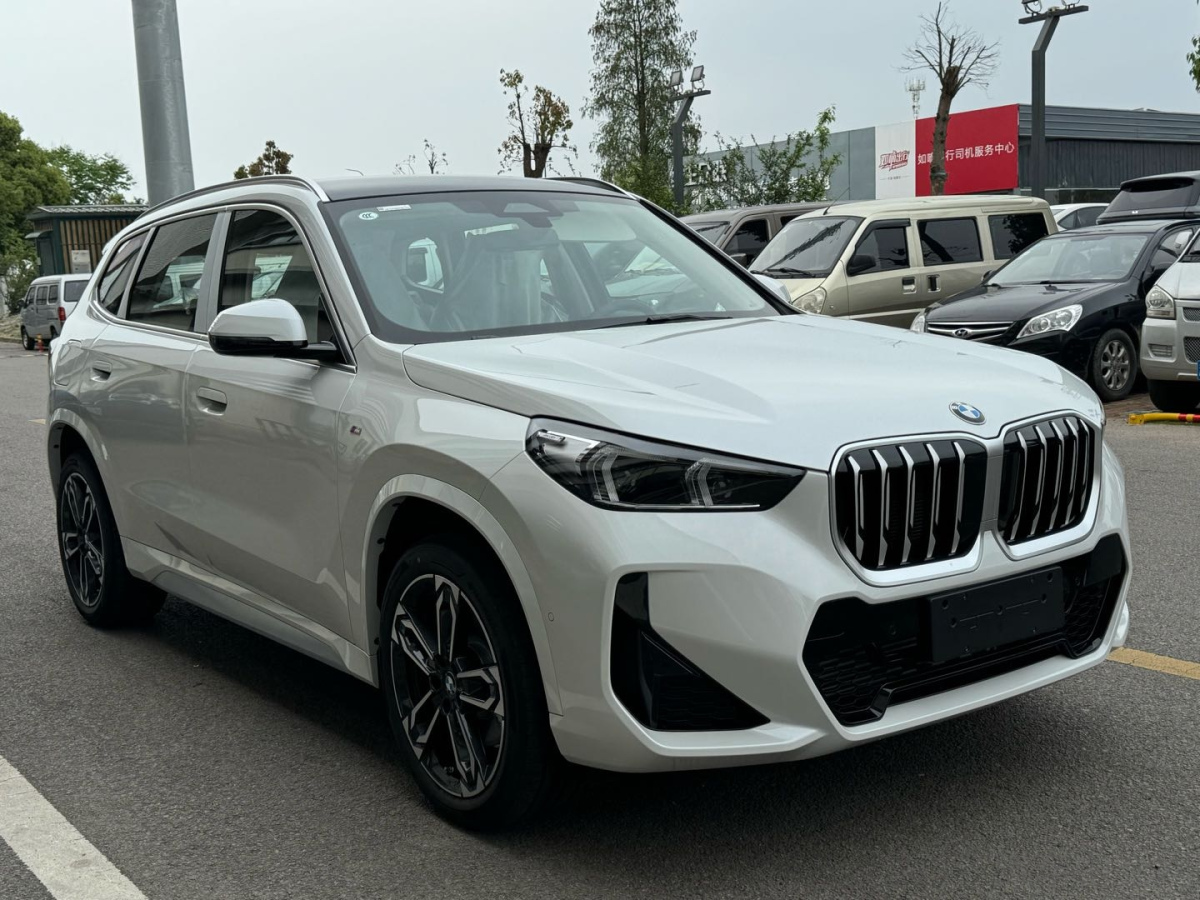 宝马X1 xDrive25Li 2023款 2.0T 自动 四驱 汽油 M运动套装 价格0万 