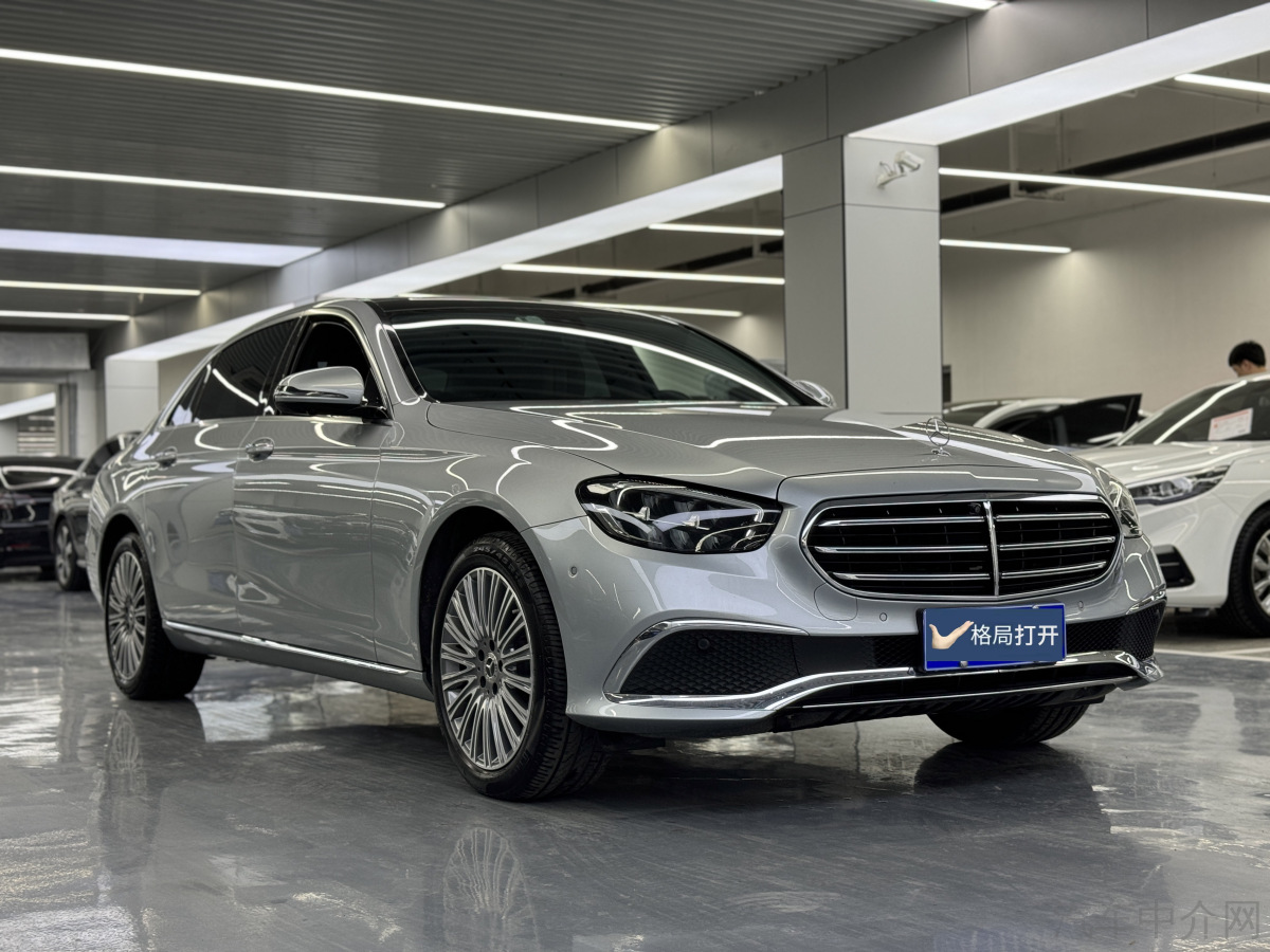 奔驰E级 300L 2023款 2.0T 自动 汽油 时尚型 价格0万 