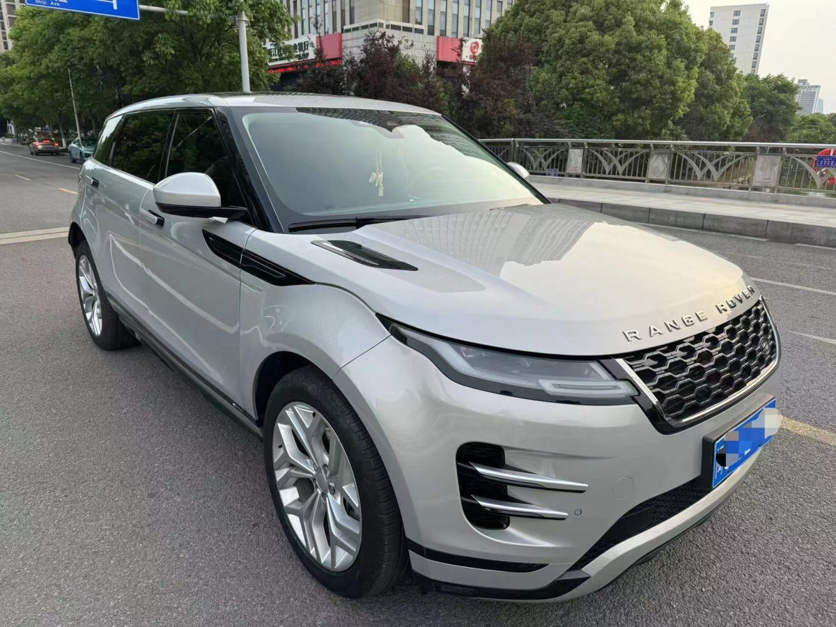 路虎揽胜极光 L 2023款 2.0T 自动 豪华版249PS 价格0万 