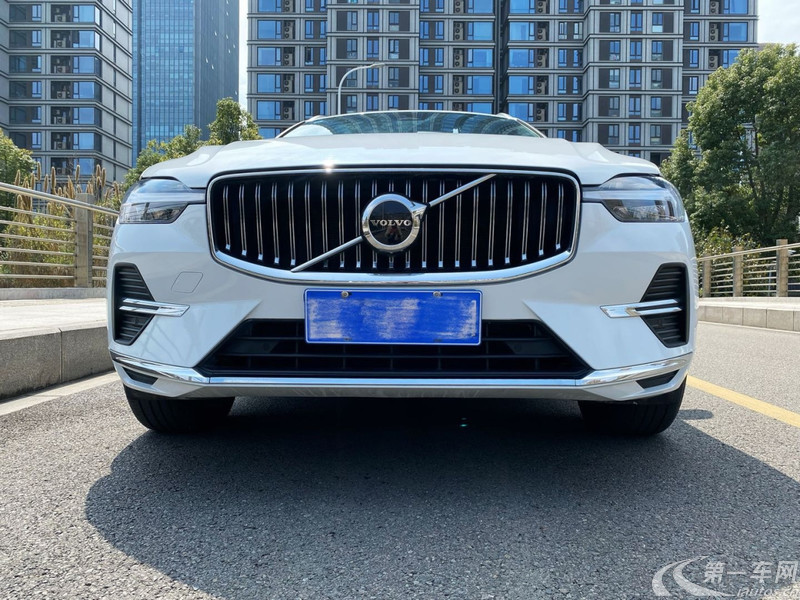 沃尔沃XC60 B5 2022款 2.0T 自动 智逸豪华版 (国Ⅵ) 