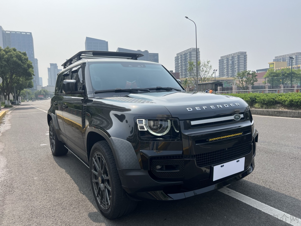 路虎卫士 [进口] 2021款 3.0T 自动 四驱 汽油 P400S四门欧规版平行进口价格0万 