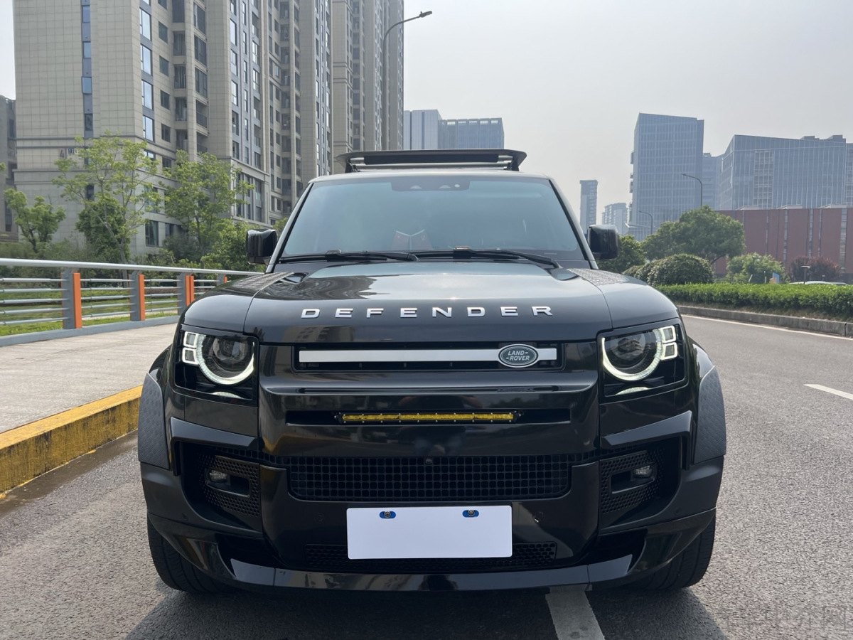 路虎卫士 [进口] 2021款 3.0T 自动 四驱 汽油 P400S四门欧规版平行进口价格0万