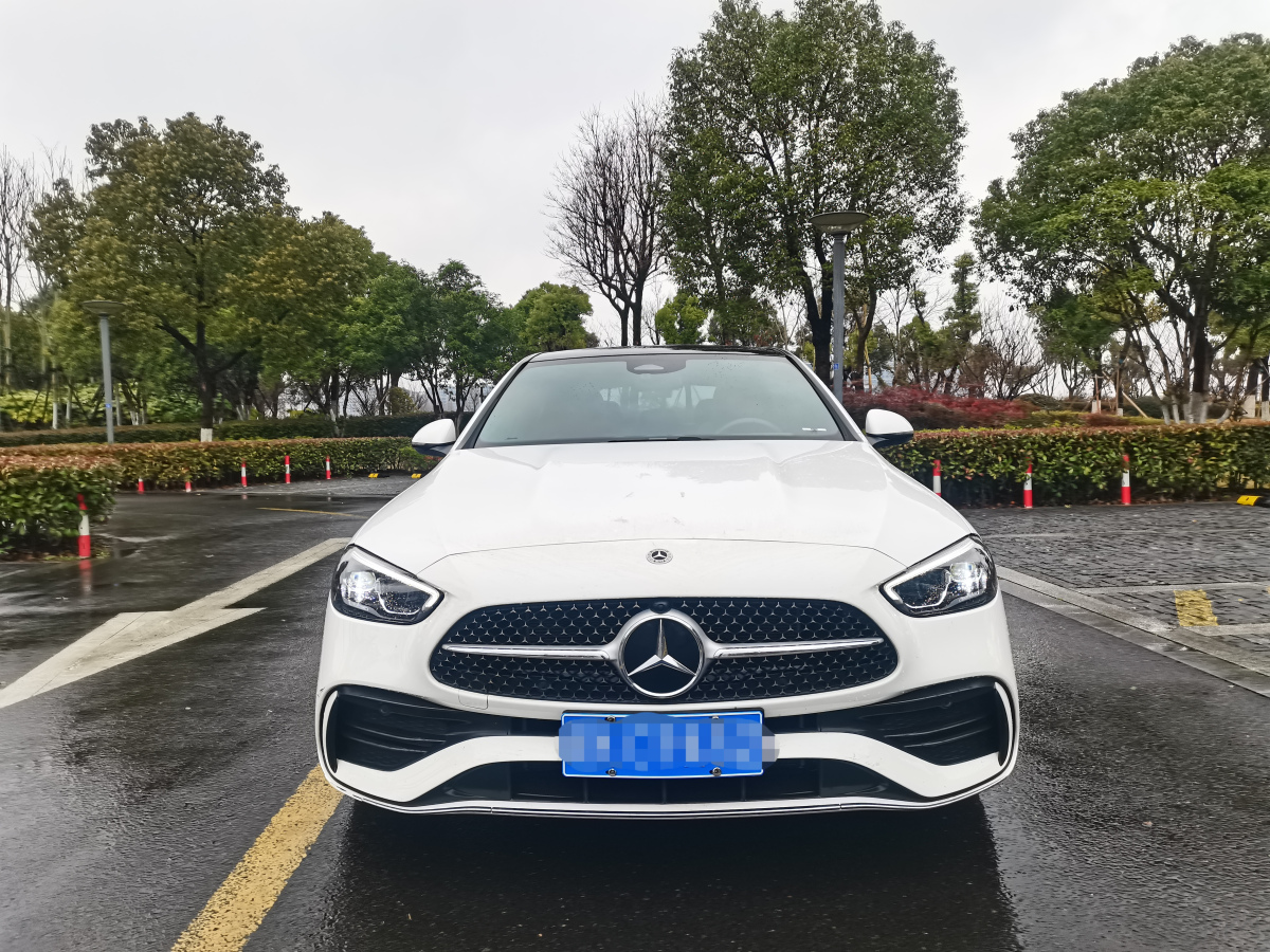 奔驰C级 C260L 2023款 1.5T 自动 皓夜运动版 价格0万