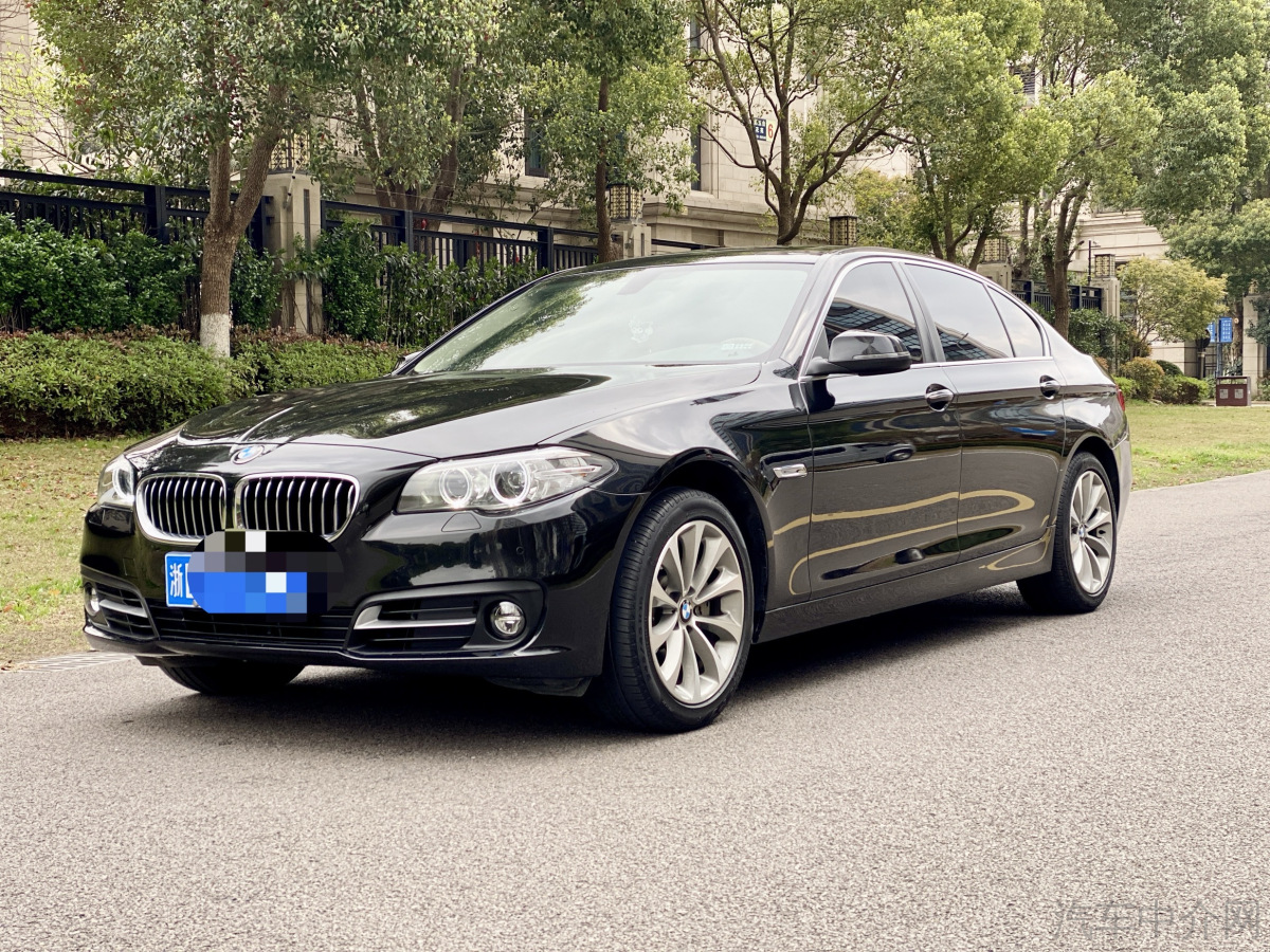 宝马5系 528Li 2017款 2.0T 自动 汽油 xDrive豪华设计套装 价格0万 