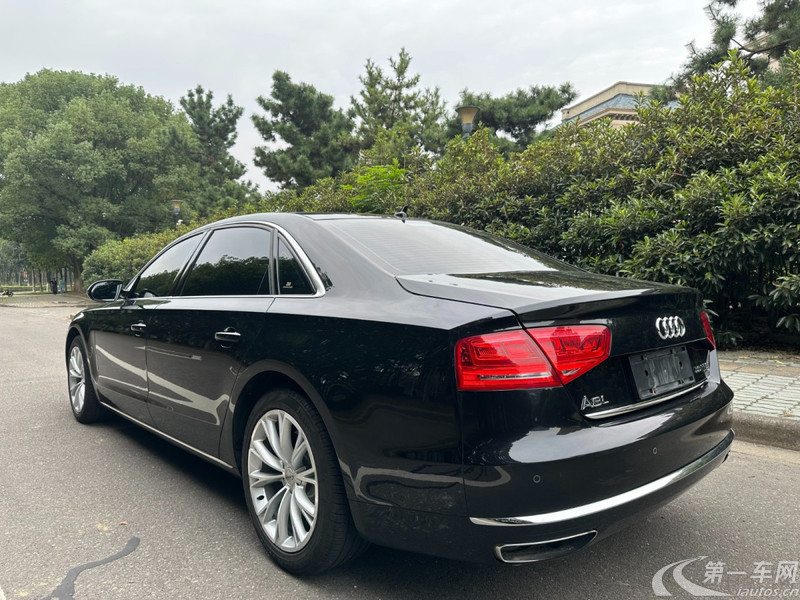 奥迪A8L 50 [进口] 2013款 3.0T 自动 汽油 尊贵型 