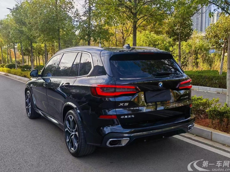 宝马X5 xDrive40Li 2023款 3.0T 自动 尊享型M运动曜夜套装 (国Ⅵ) 