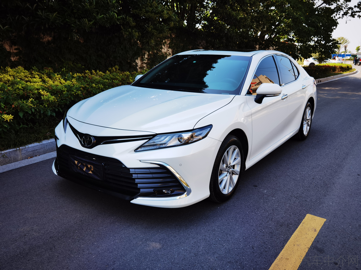 丰田凯美瑞 2023款 2.0L 自动 豪华版 价格0万 