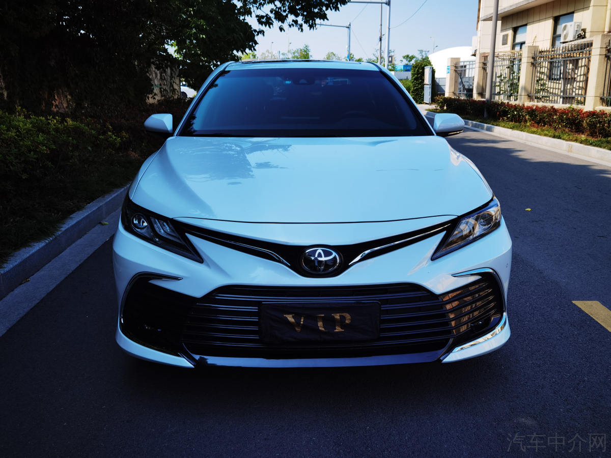 丰田凯美瑞 2023款 2.0L 自动 豪华版 价格0万