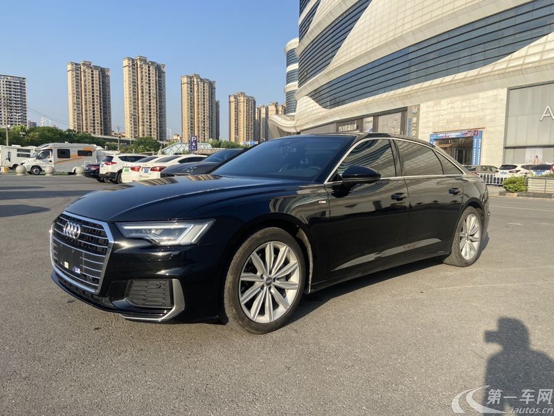 奥迪A6L 45TFSI 2021款 2.0T 自动 尊享动感型 (国Ⅵ) 