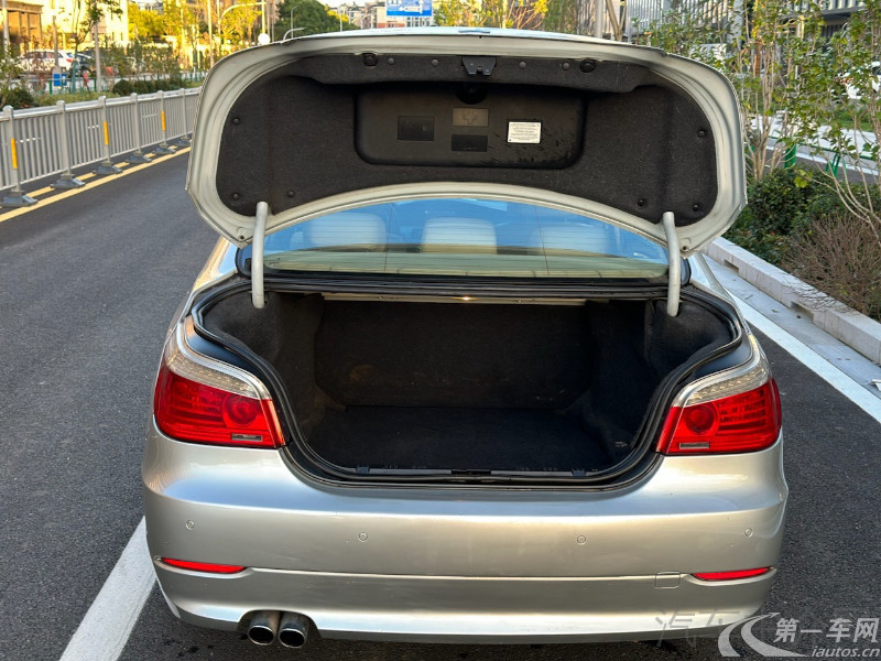 宝马5系 523Li 2010款 2.5L 自动 汽油 豪华型 (国Ⅳ) 