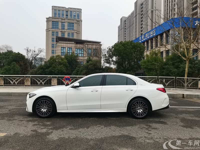 奔驰C级 C260L 2023款 1.5T 自动 运动版 (国Ⅵ) 