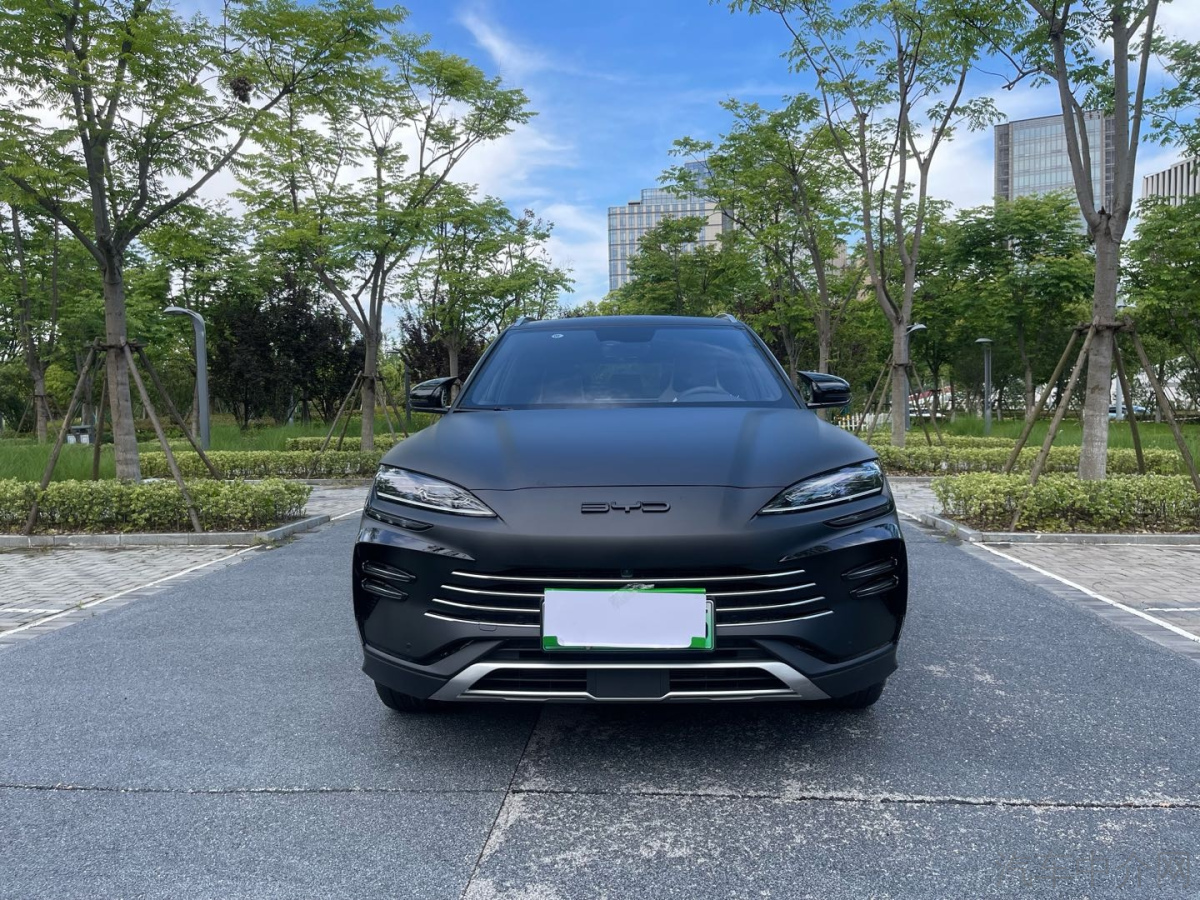 比亚迪宋PLUS EV 冠军版 2023款 0.0T 自动 520KM旗舰型价格0万