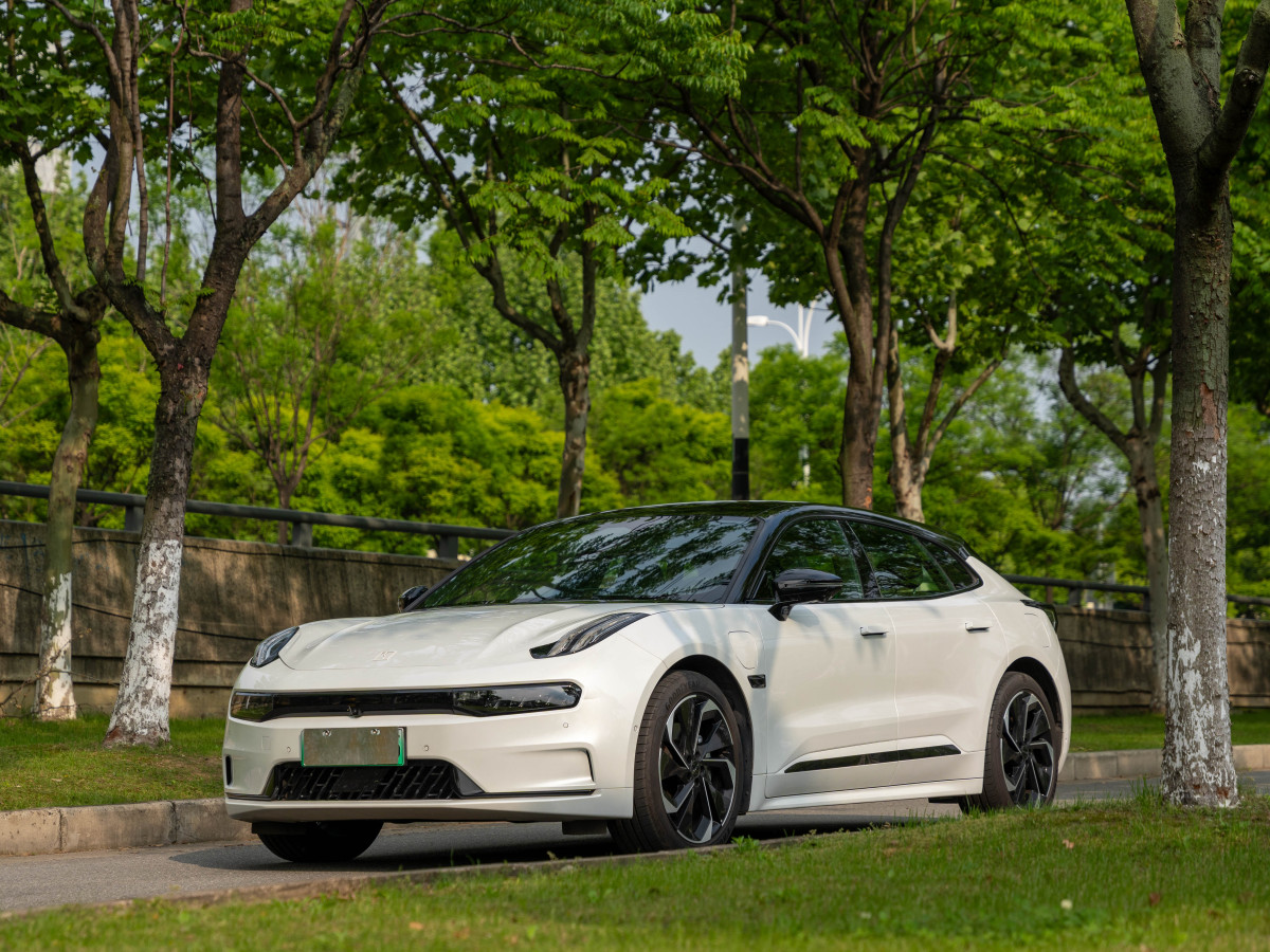 极氪ZEEKR 001 2023款 0.0T 自动 WE版100kWh价格0万