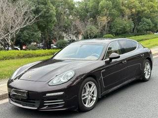 保时捷Panamera 4 3.0T 自动 行政版 