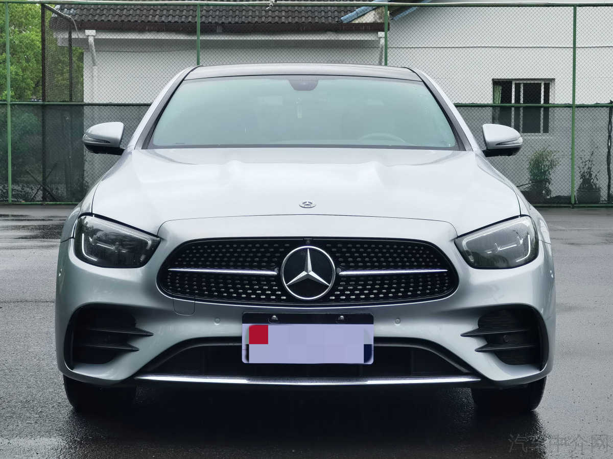 奔驰E级 E300L 2021款 2.0T 自动 汽油 运动豪华型 价格0万 