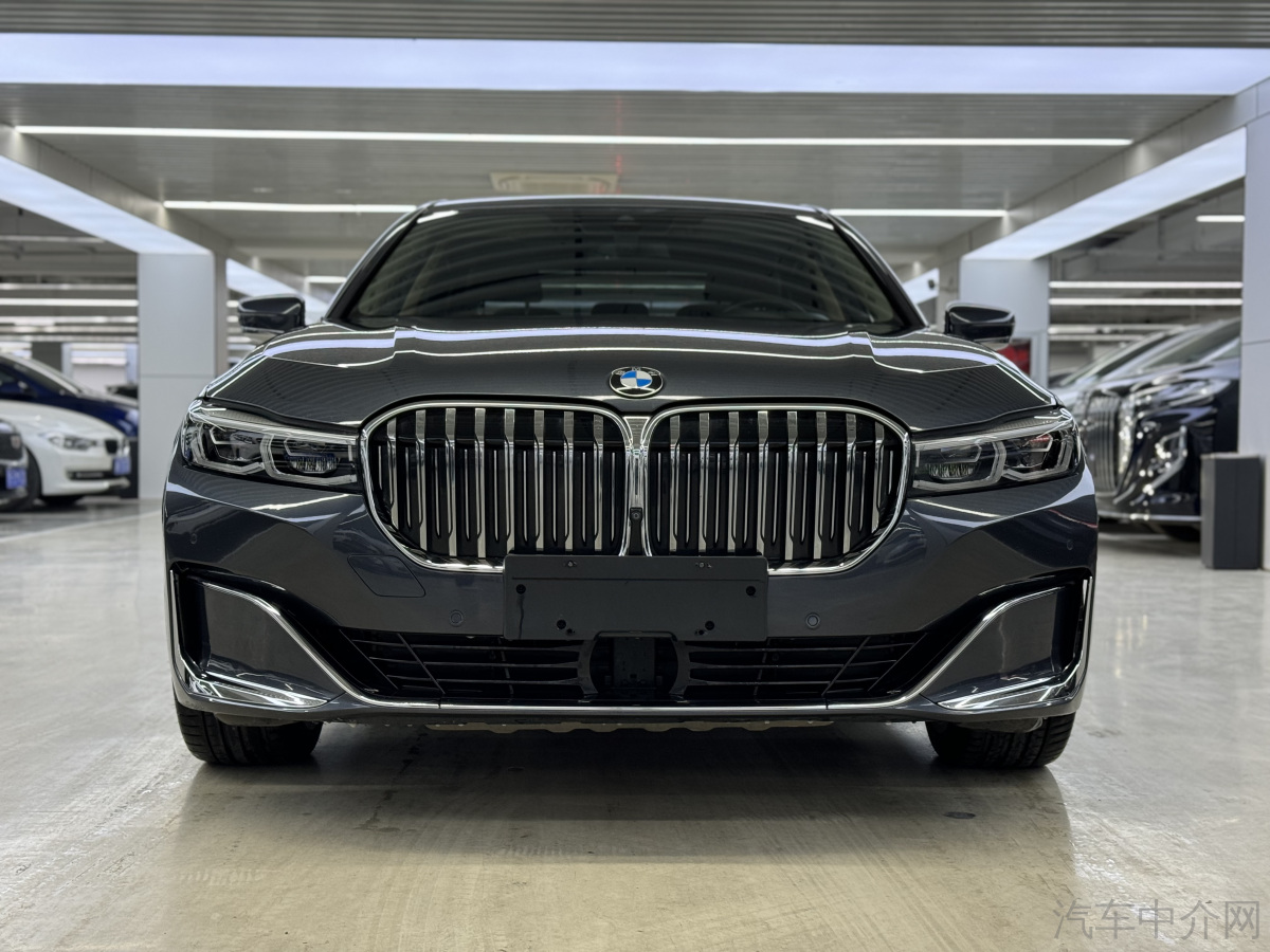宝马7系 740Li [进口] 2019款 3.0T 自动 汽油 领先型豪华套装价格0万 