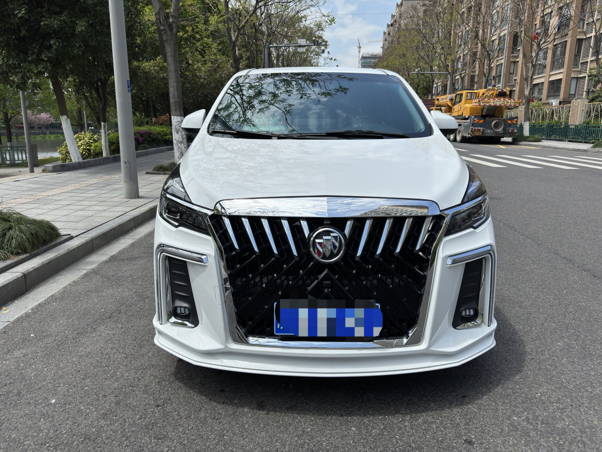别克GL8 2022款 2.0T 自动 7座 652T尊贵型 价格0万 