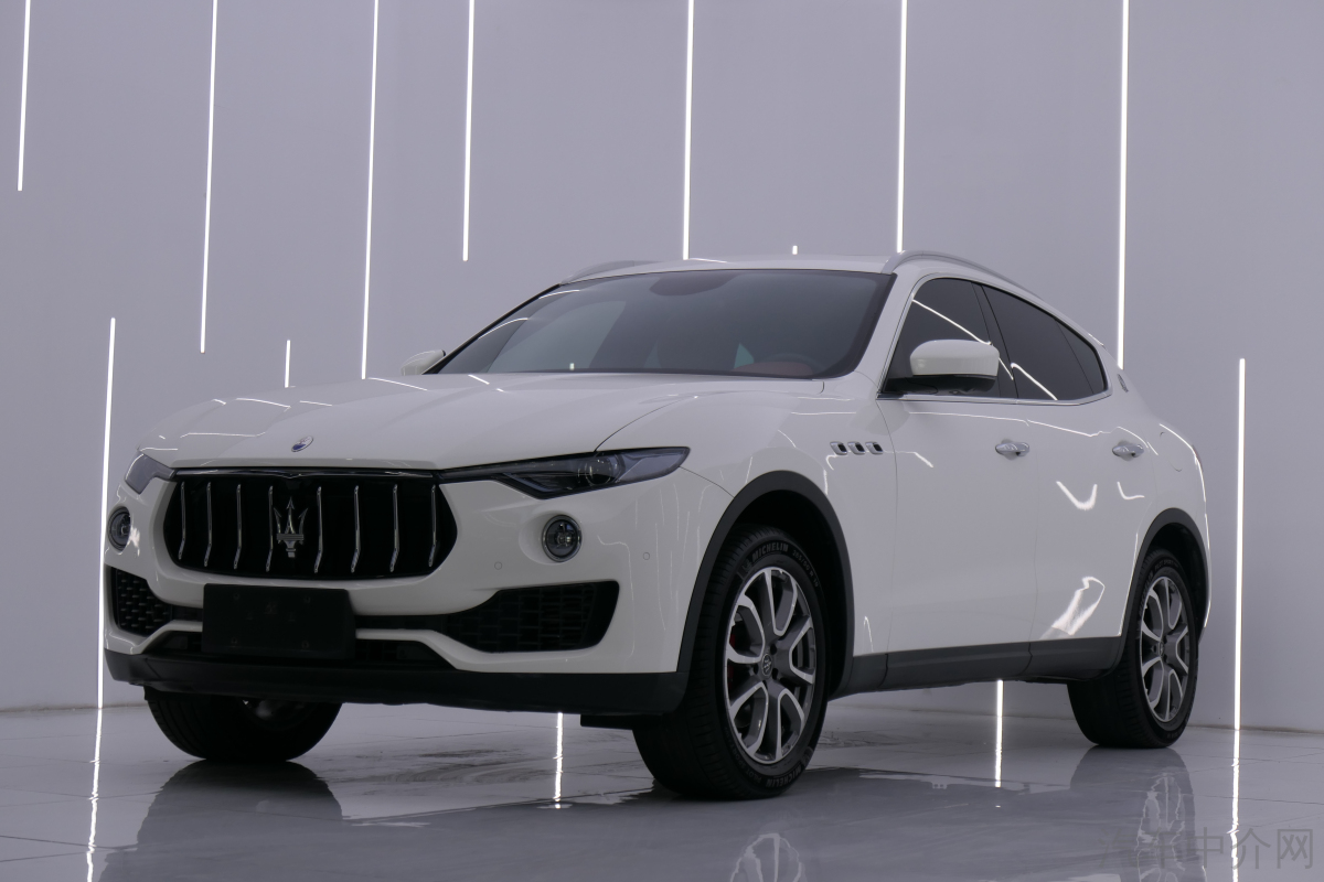 玛莎拉蒂Levante [进口] 2021款 3.0T 自动 标准版价格0万