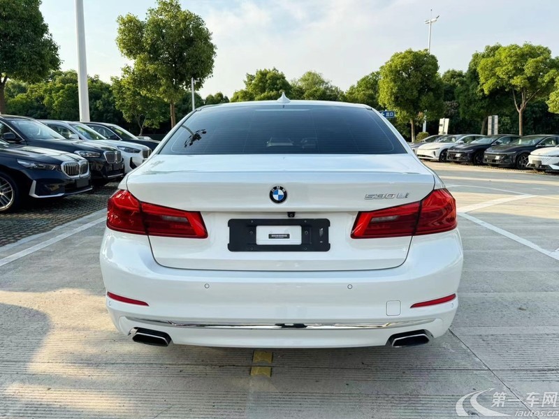 宝马5系 530Li 2019款 2.0T 自动 汽油 尊享型豪华套装 (国Ⅴ) 