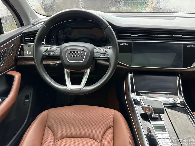 奥迪Q7 55 [进口] 2022款 3.0T 自动 运动型quattro-S-line 