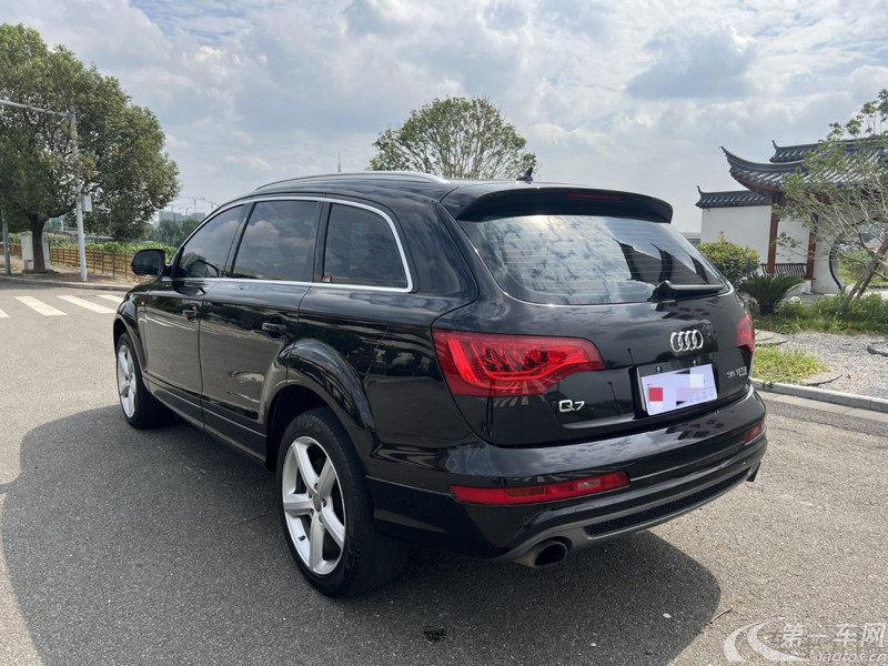 奥迪Q7 40 [进口] 2014款 3.0T 自动 运动型 