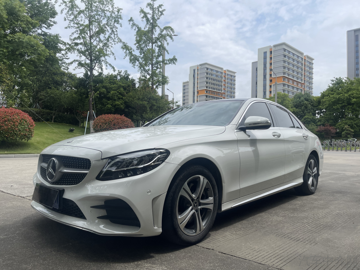 奔驰C级 C260 2019款 1.5T 自动 运动版 价格0万