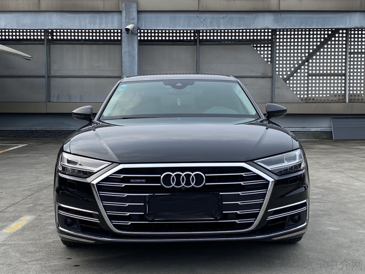 奥迪A8L 55 [进口] 2021款 3.0T 自动 汽油 豪华型 价格0万