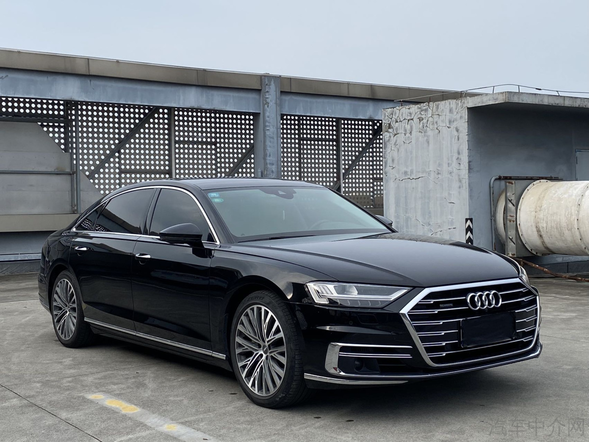 奥迪A8L 55 [进口] 2021款 3.0T 自动 汽油 豪华型 价格0万 