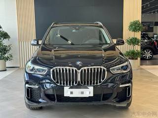 宝马X5 xDrive30Li 2.0T 自动 尊享型M运动套装 