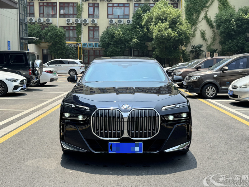 宝马7系 740Li [进口] 2023款 3.0T 自动 汽油 尊享型M运动套装 