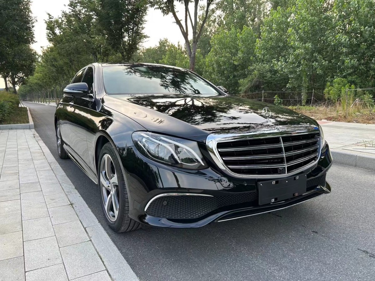 奔驰E级 E300L 2019款 2.0T 自动 汽油 时尚型 价格0万 