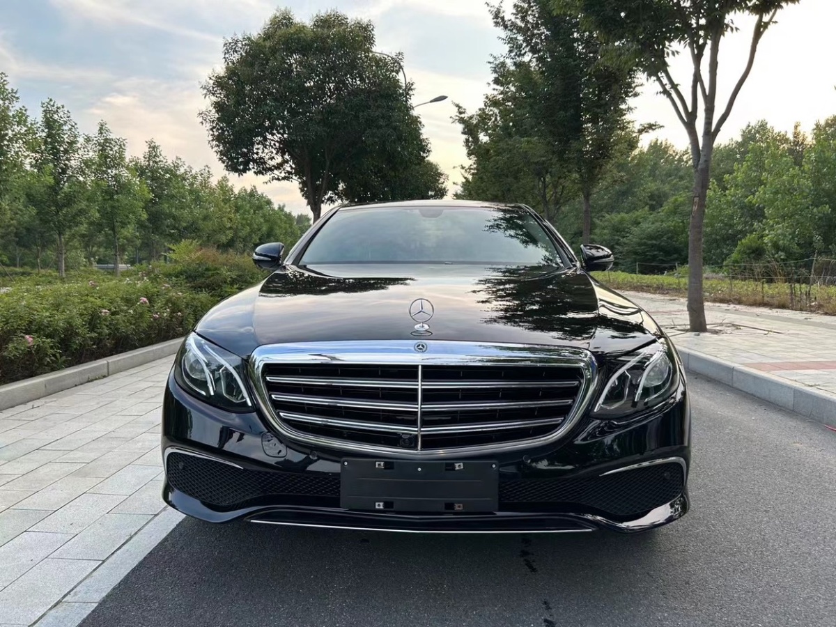 奔驰E级 E300L 2019款 2.0T 自动 汽油 时尚型 价格0万 