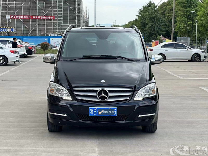 奔驰唯雅诺 2013款 3.0L 自动 后驱 领航版 (国Ⅳ) 