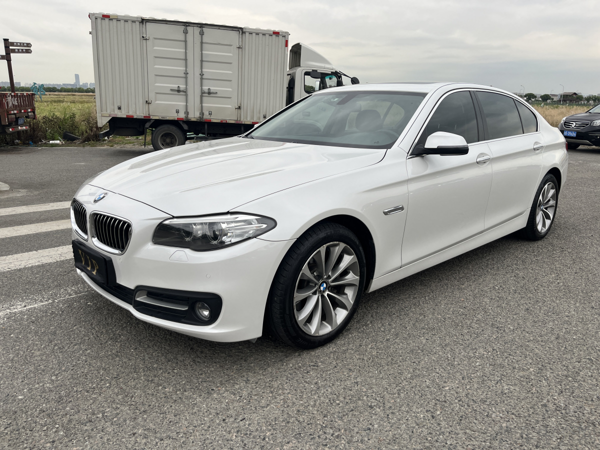 宝马5系 525Li 2017款 2.0T 自动 汽油 领先型 价格0万 
