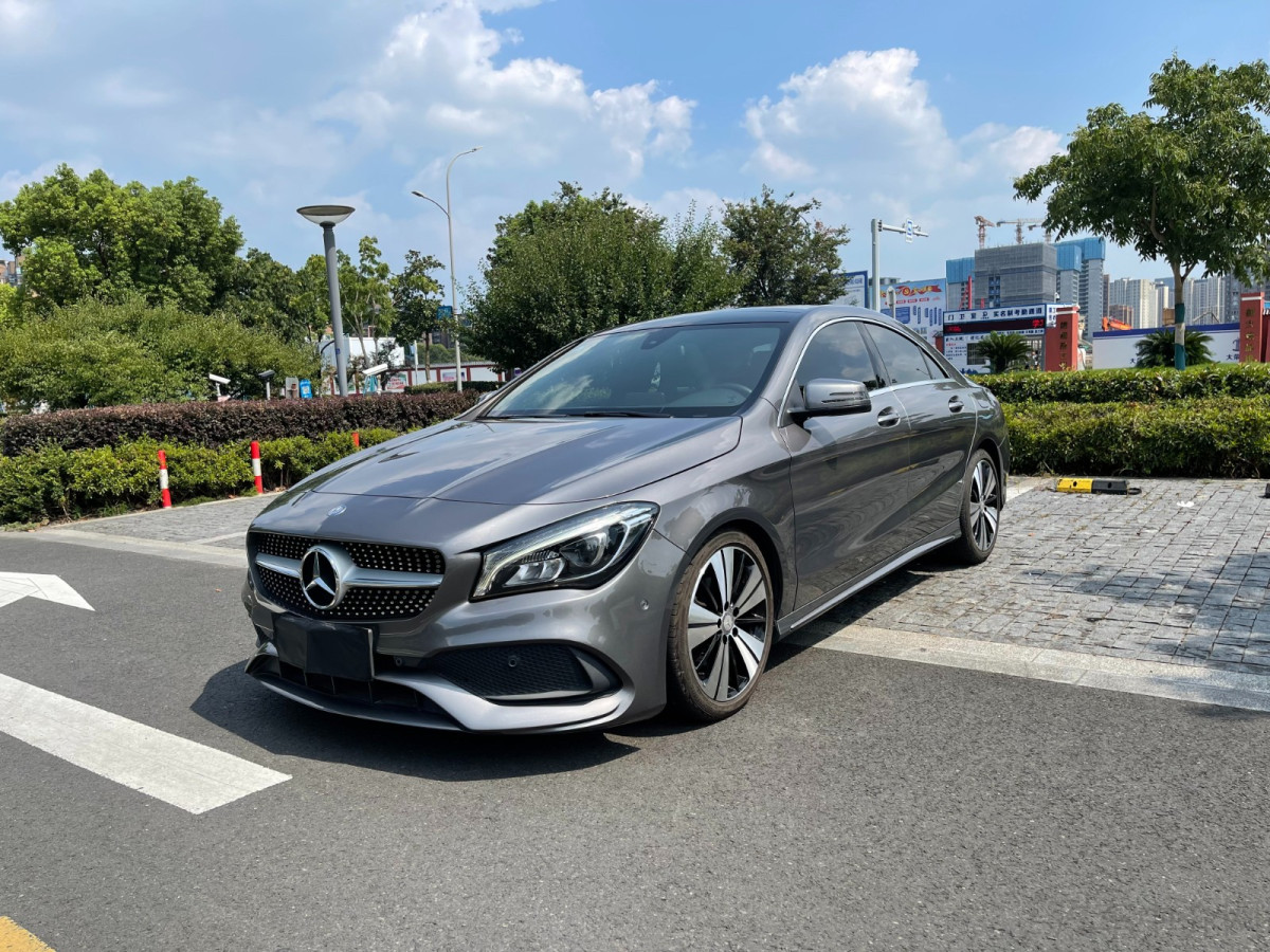 奔驰GLA级 GLA200 [进口] 2015款 1.6T 自动价格0万