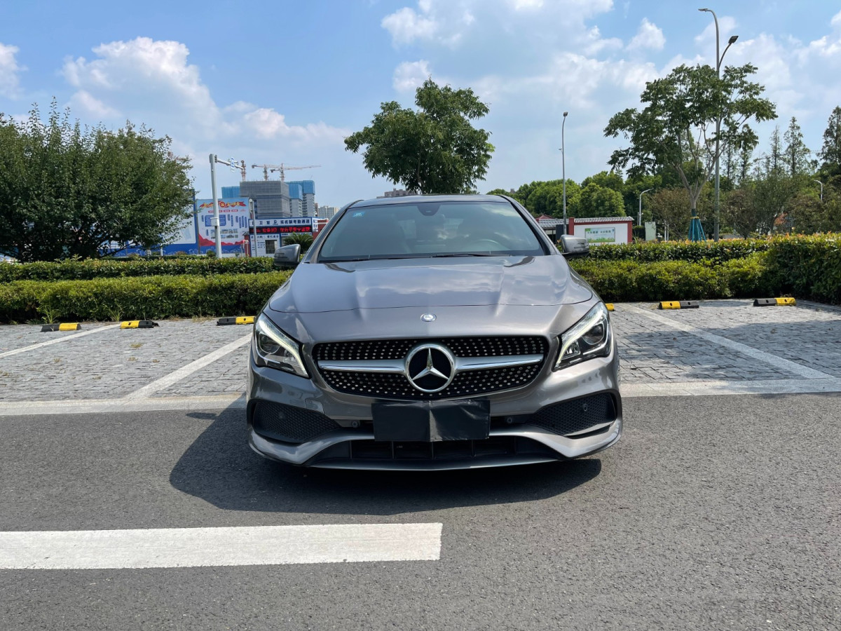 奔驰GLA级 GLA200 [进口] 2015款 1.6T 自动价格0万 