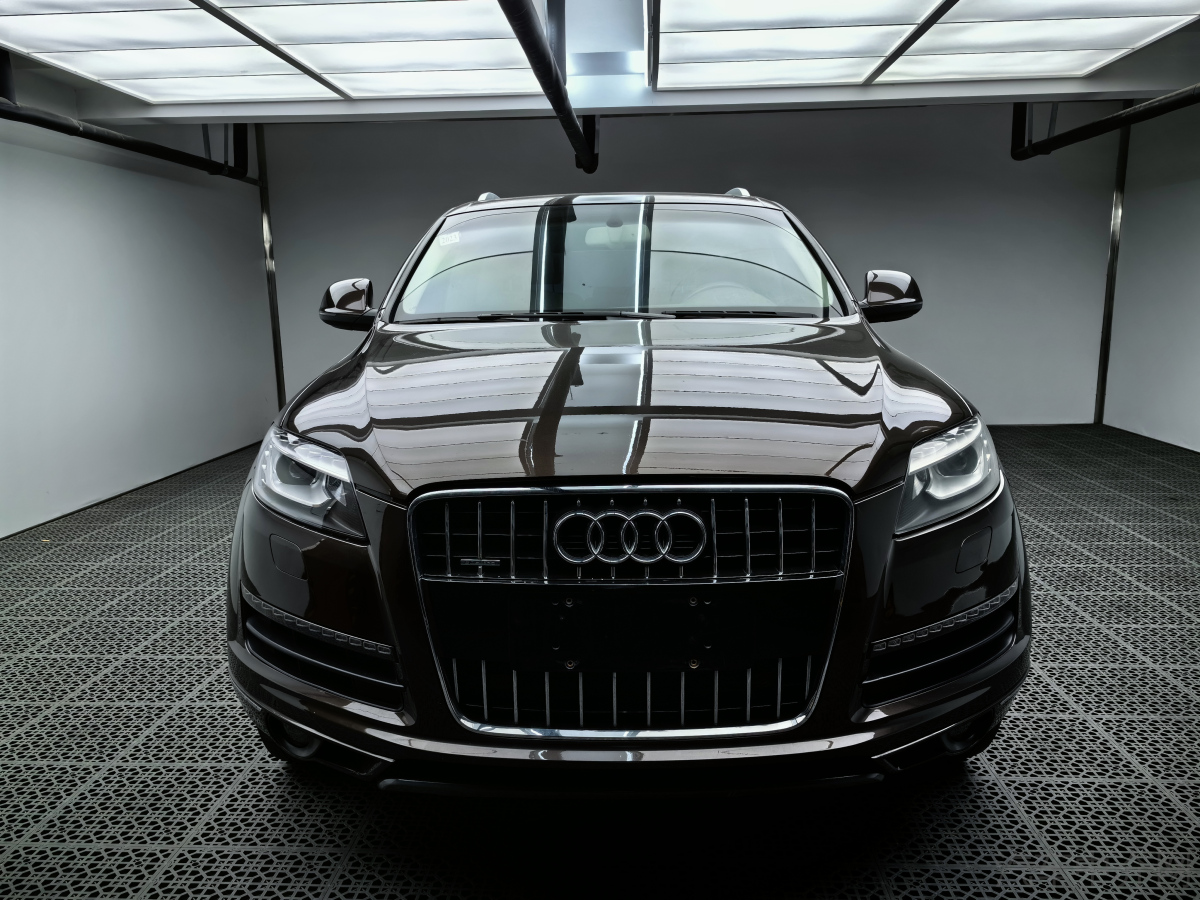 奥迪Q7 [进口] 2012款 3.0T 自动 进取型价格0万 
