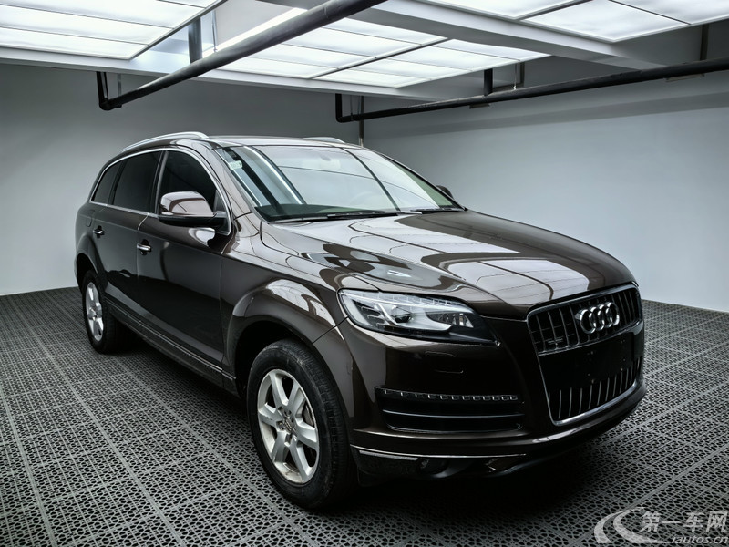 奥迪Q7 [进口] 2012款 3.0T 自动 进取型 