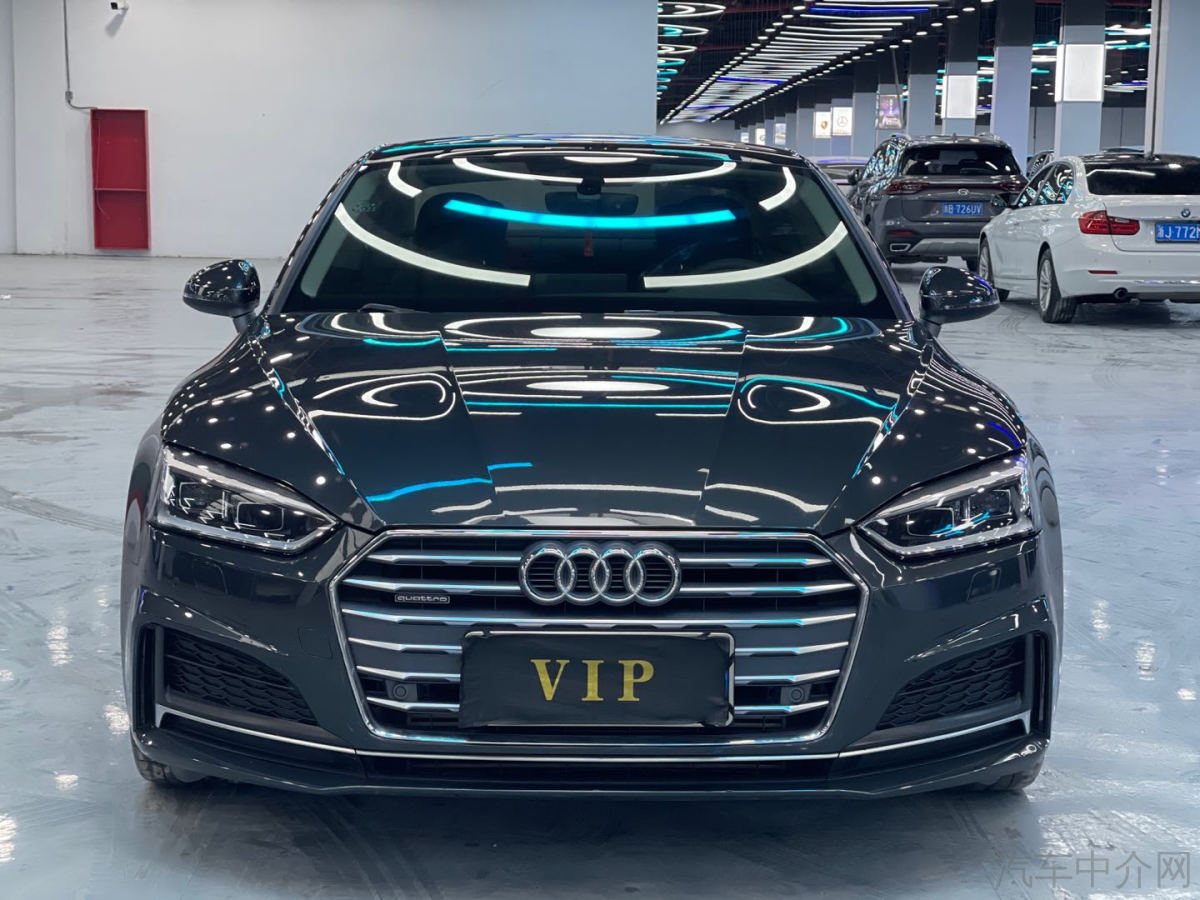 奥迪A5 Coupe 45TFSI [进口] 2019款 2.0T 自动 汽油 运动型价格0万 