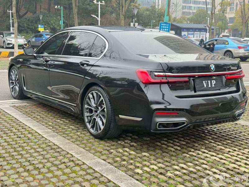 宝马7系 740Li [进口] 2022款 3.0T 自动 汽油 尊享型M运动套装 